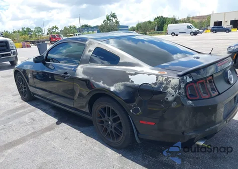 2013 Ford Mustang V6 Premium из США, поврежденный, VIN 1ZVBP8AM5D5263496